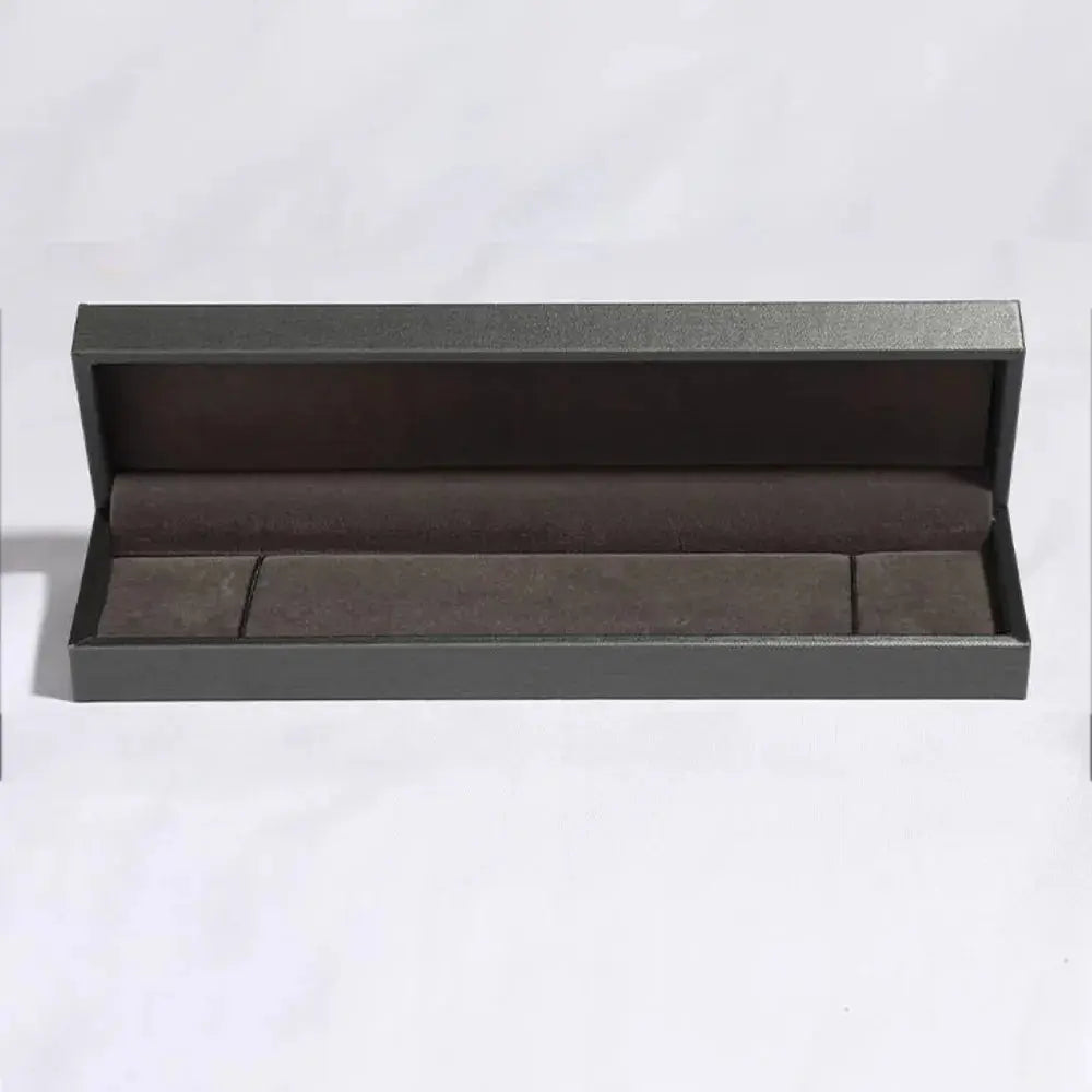 8dd21c8e-8694-458b-864f-bbf3d0f1b1d6-Max