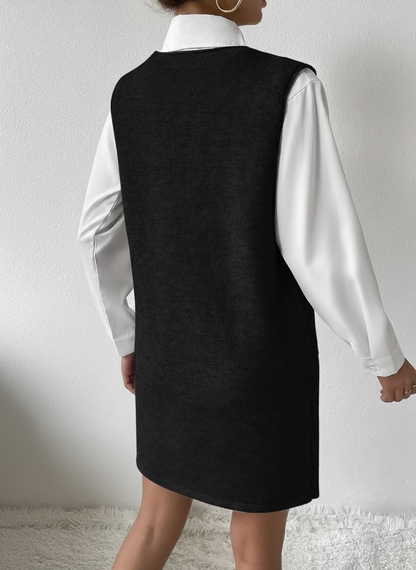 V-Neck Sleeveless Sweater Dress with Pockets – Effortless Cozy Chic - Pelléssa