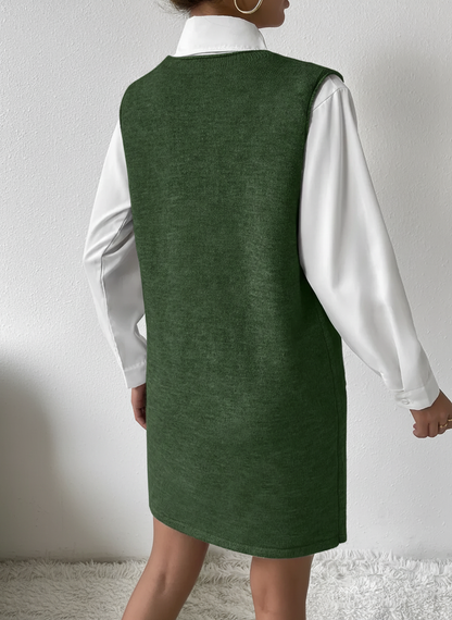 V-Neck Sleeveless Sweater Dress with Pockets – Effortless Cozy Chic - Pelléssa